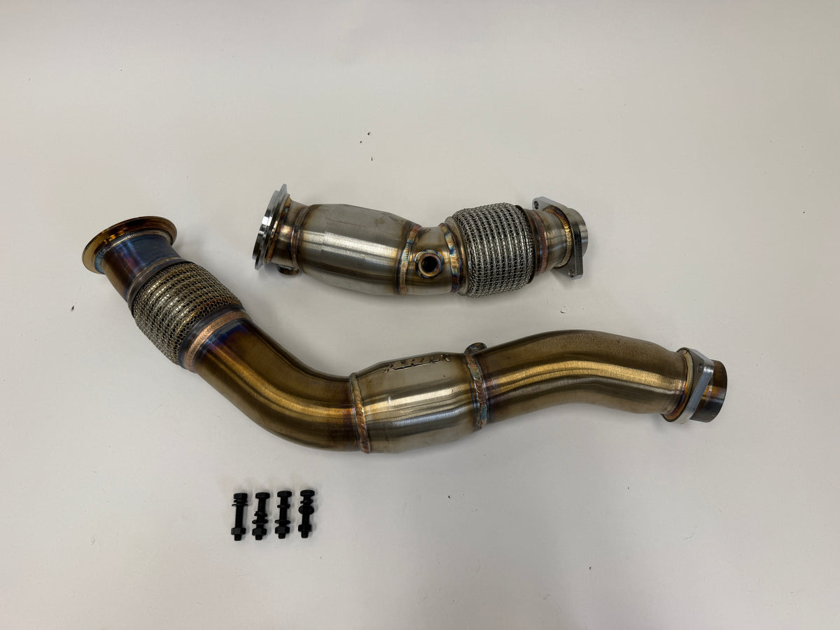 (USED) F8X S55 Downpipes (0429)