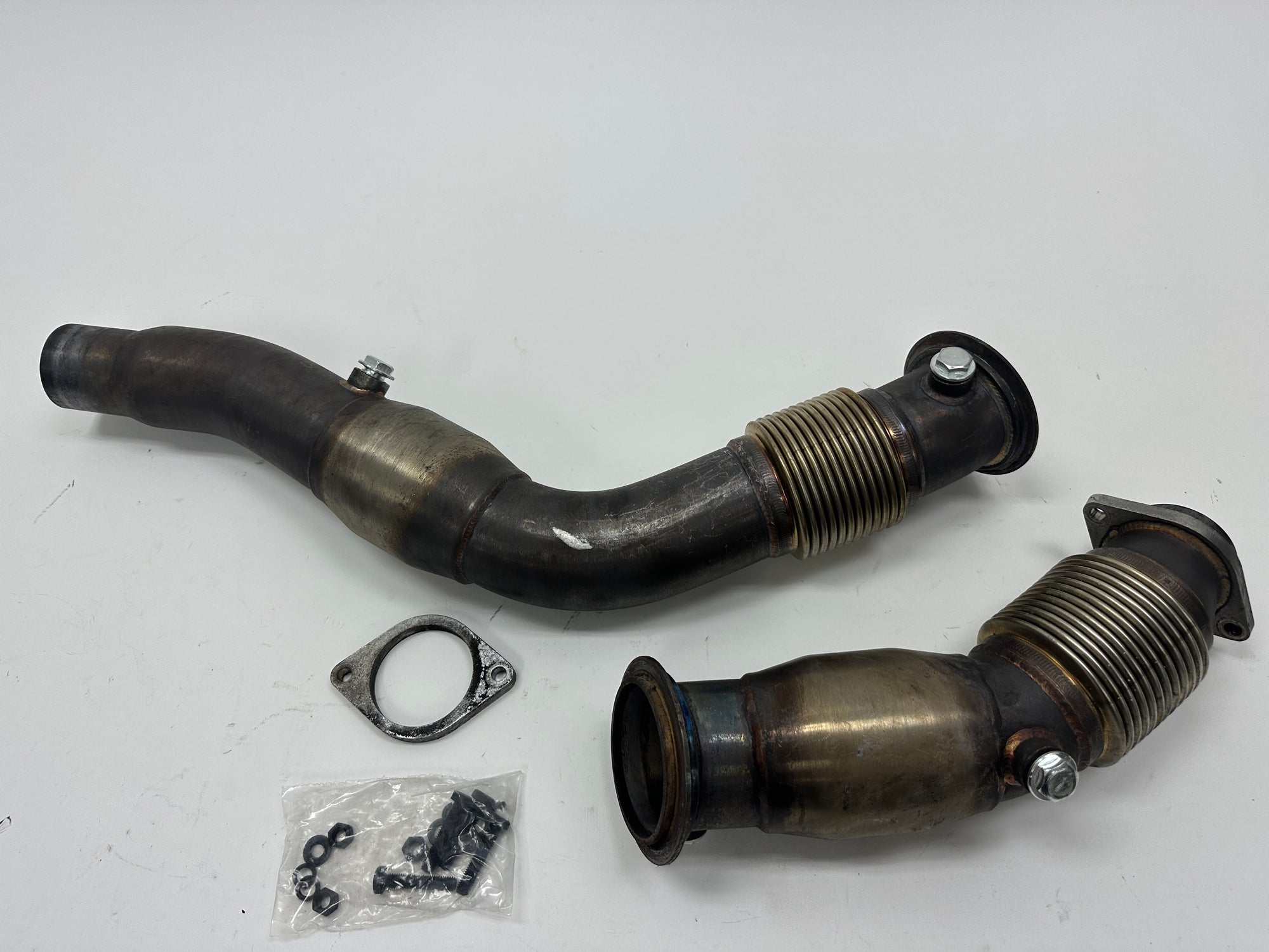 (USED) F80 M3 DOWNPIPES (0212)