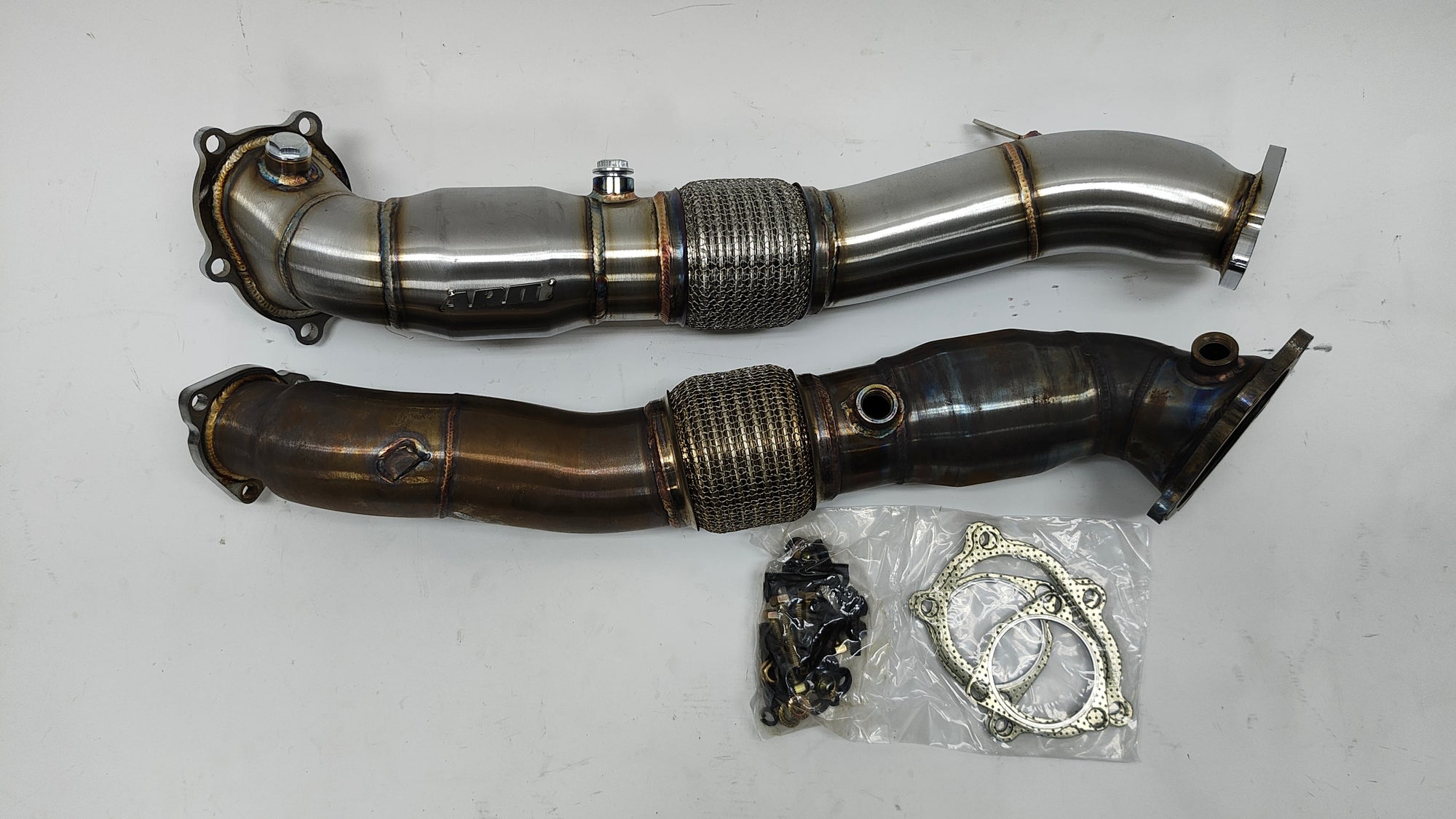 (USED) AUDI 4.0T CATTED DOWNPIPES - S6 S7 RS7 A8 S8  (0200)