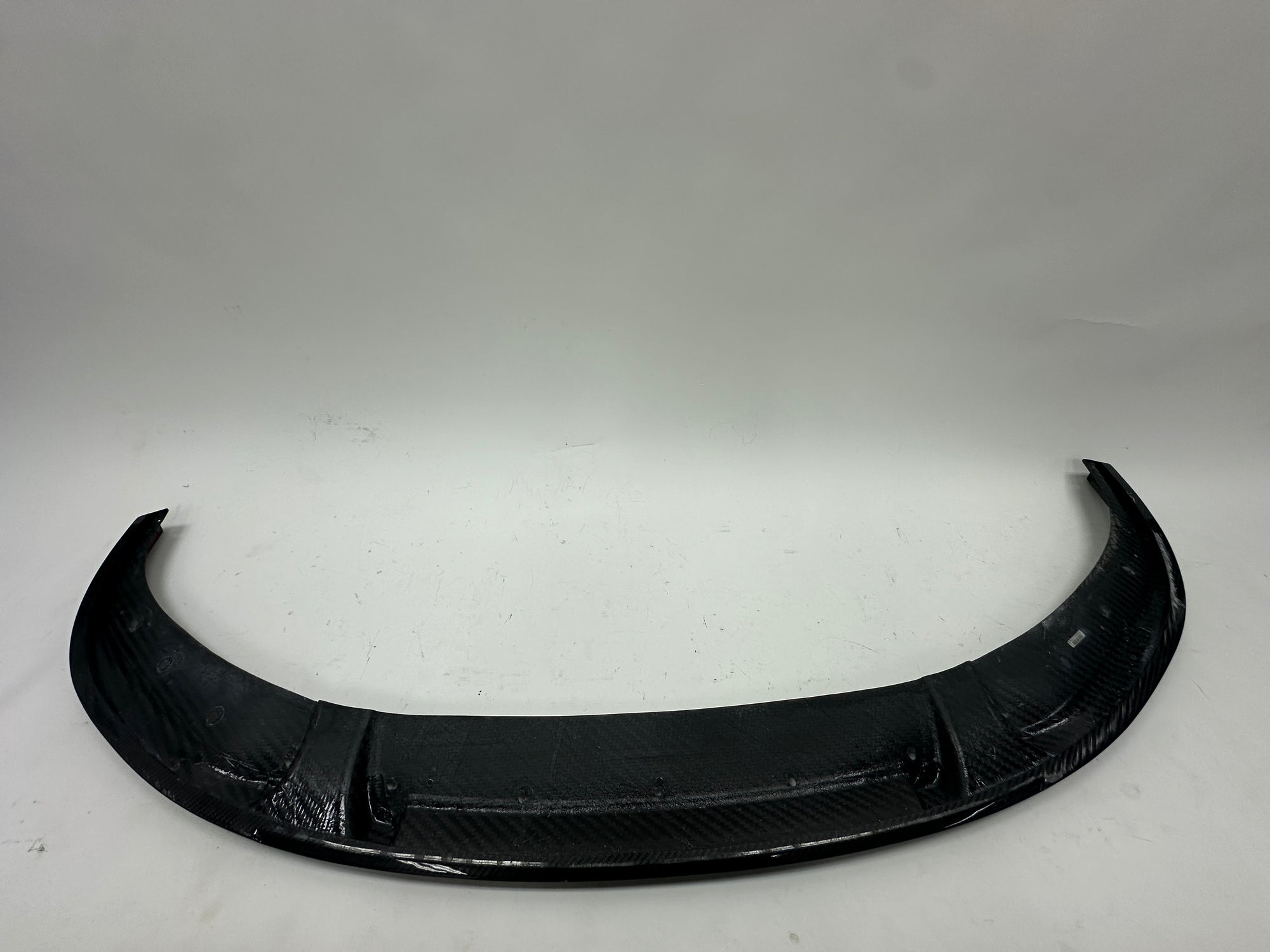 *USED* M850 CARBON FIBER FRONT LIP (0334)