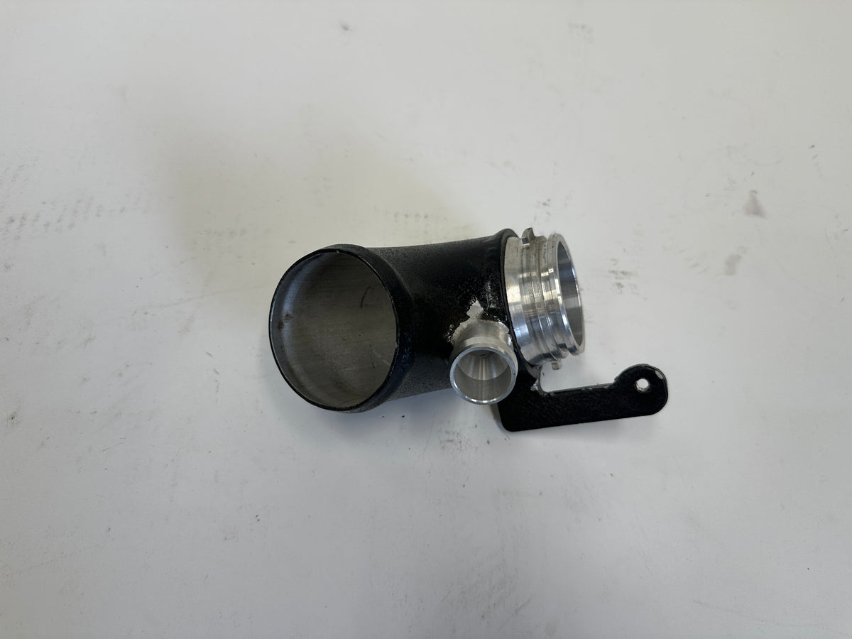 (USED) MQB INLET (0361)