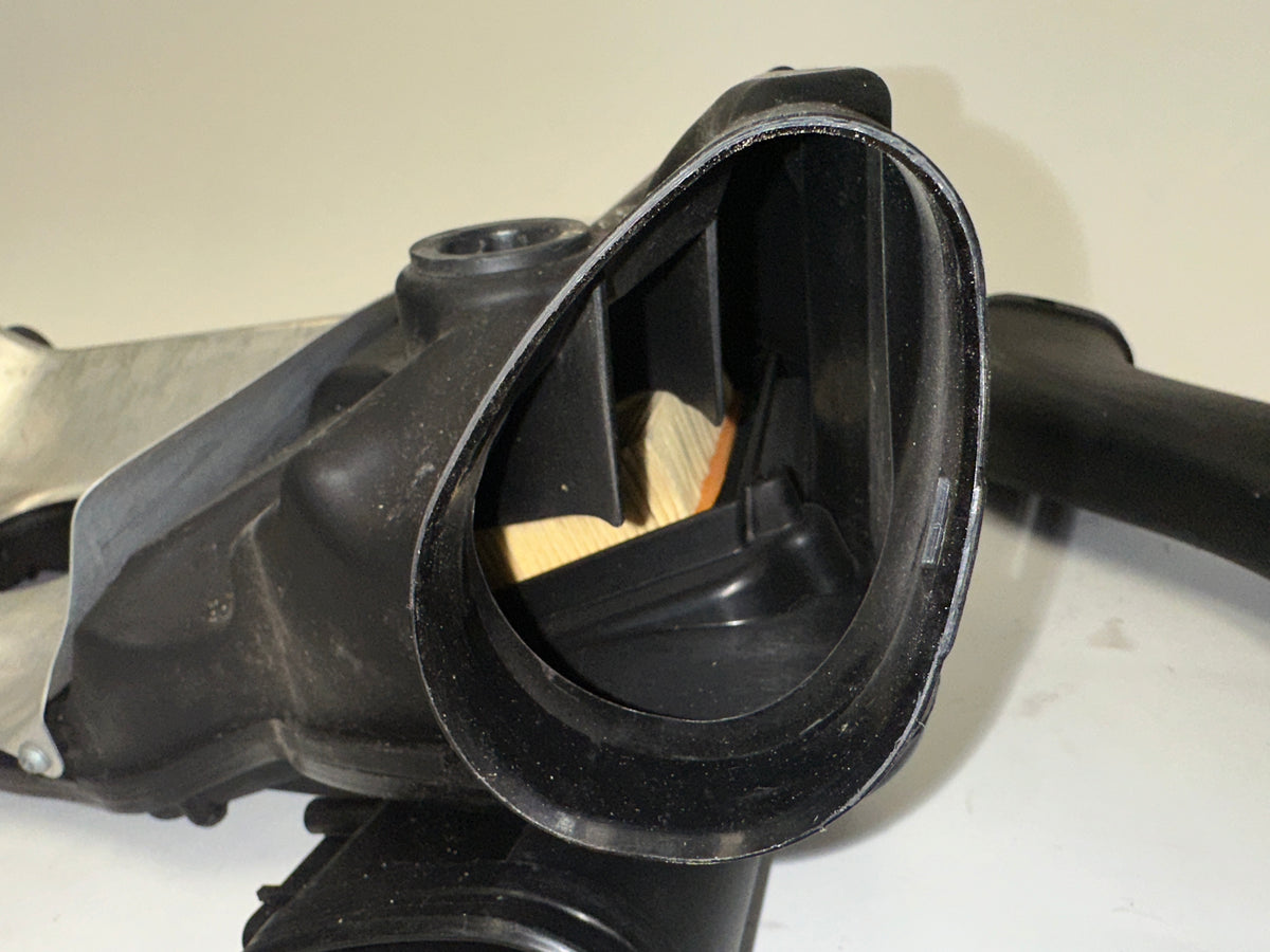 (USED) OEM M550 INTAKE (0369)