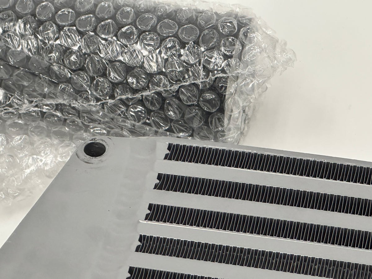 (USED) MK7 GTI / GOLF R FMIC KIT (0383)