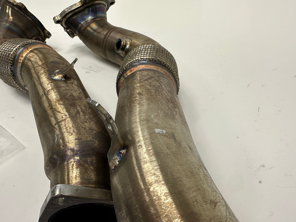 (USED) 4.0T Downpipes (0386)