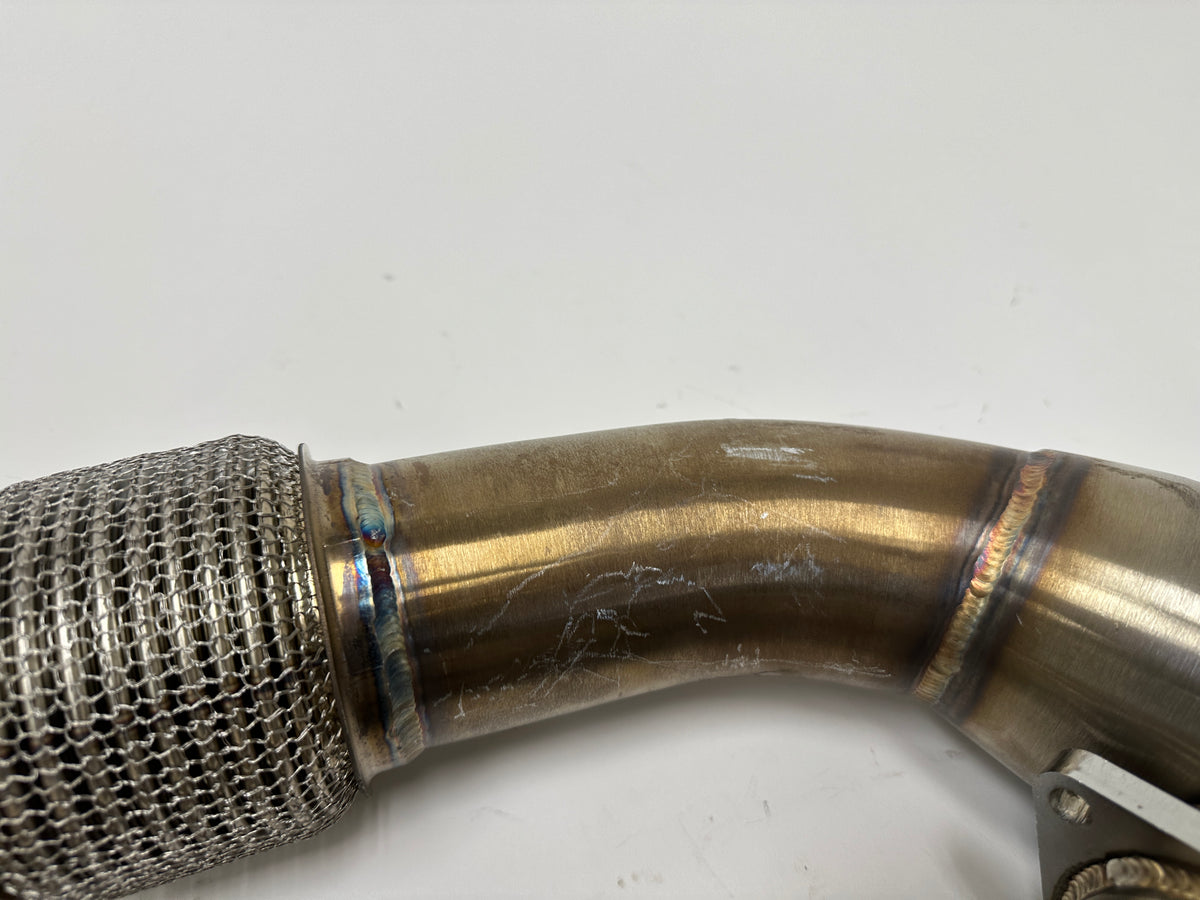 (USED) F8X S55 Downpipes (0390)