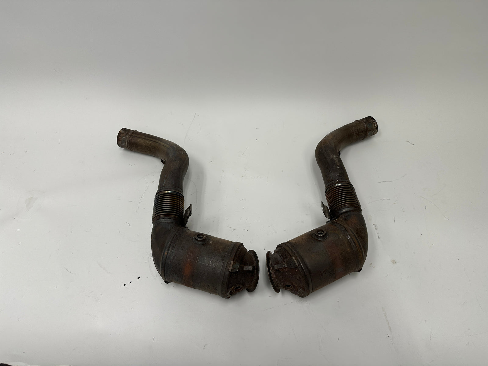 (USED) OEM N63 DOWNPIPES (0401)